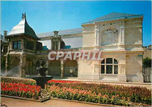 Cartes postales moderne Moulins Allier Le Pavillon d'nne de Beaujeu Musee et ses jardins