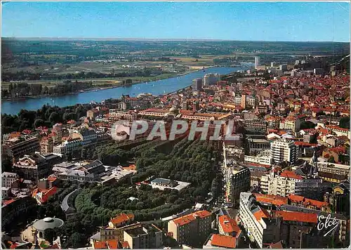 Cartes postales moderne Vichy Allier Vue generale sur le parc des Sources Le Casino