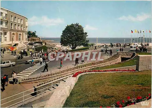 Cartes postales moderne Dinard Cote d'Emeraude La Descente de la Plage de l'Ecluse