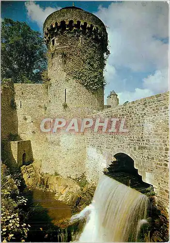 Cartes postales moderne Fougeres Chateau Feodal La Tour de Coigny et le cascade