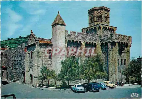 Cartes postales moderne Royat L'Eglise fortifee de Royat Haut