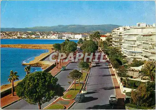 Cartes postales moderne Cannes La Promenade de la Croisette vue generale sur Cannes