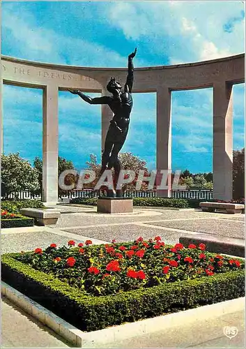 Cartes postales moderne Saint Laurent sur Mer Calvados Omaha Bach Cimetiere americain la statue