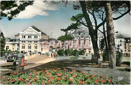 Cartes postales moderne Cabourg Le Casino et les Jardins