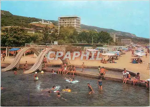 Moderne Karte Zlatni piassatzi la piscine des enfants