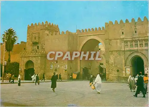 Cartes postales moderne Sfax Tunisie l'entree des Souks