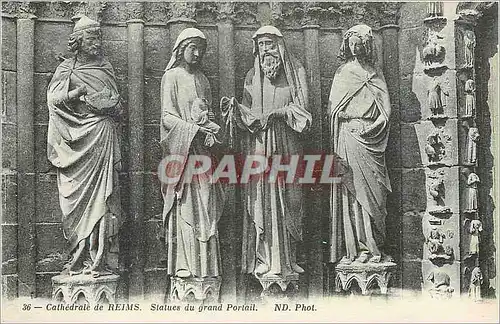 Cartes postales Cathedrale de Reims Statues du Grand Portail