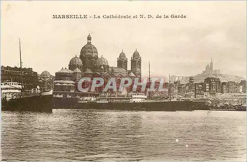 Ansichtskarte AK Marseille La Cathedrale et N D de la Garde Bateaux