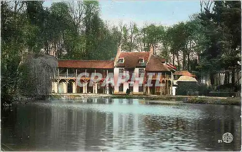 Cartes postales moderne Versailles La Maison de la Reine Petit Trianon et le Lac