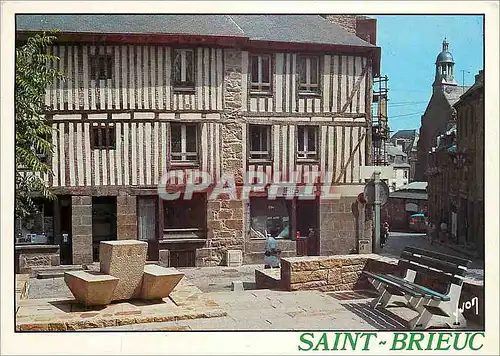 Cartes postales moderne La Bretagne Saint Brieuc (Cotes du Nord) Maisons a Colombages