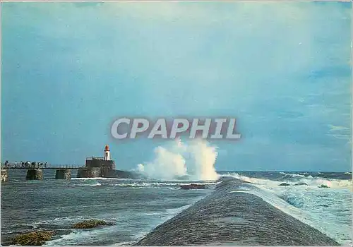 Cartes postales moderne Les Sables d'Olonne le Brise Lames La Grande Jetee