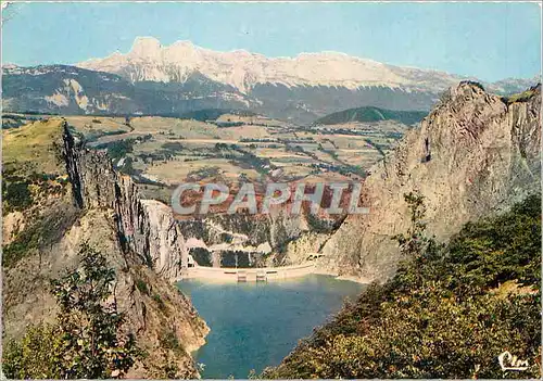 Cartes postales moderne Alpes et Dauphine le Barrage de Monteynard au fond le Vercors