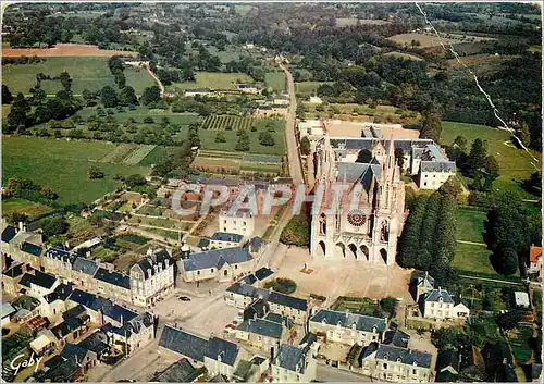 Cartes postales moderne La France Vue du Ciel Pont Main (Mayenne) Vue generale et la Basilique