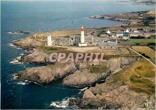 Cartes postales moderne La Bretagne en Coulerus Le Conquet La Pointe Saint Mathieu le phare et l'abbaye