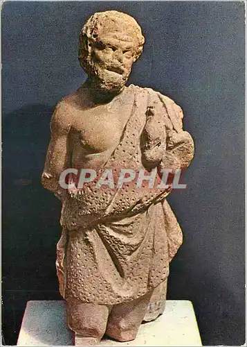 Cartes postales moderne Nimes (Gard) Musee de la Maison Carre Pecheur epoque romaine