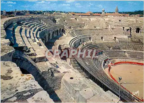 Cartes postales moderne Nimes (Gard) Les Arenes Amphitheatre Romain