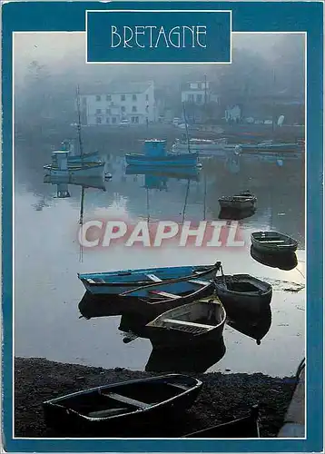 Cartes postales moderne Trois Barques Amoureuses de maree en attente du depart pour le lointian voyage