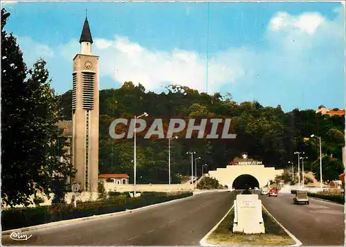 Cartes postales moderne Lyon Vaise Avenue de Birminghan Tunnel de la Croix Rousse (1761 m) Rglise St Charles