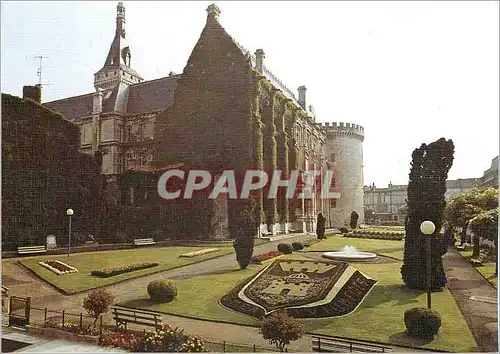 Cartes postales moderne Angouleme (Charente) L'Hotel de Ville