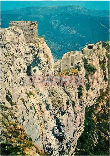 Moderne Karte Chateau de Peyrepertuse (Aude) le chateau Ste Marie au fond le roc de San Jordy et son Chateau