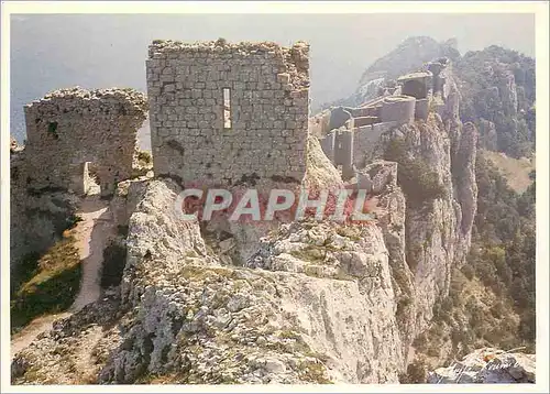 Moderne Karte Pays Cathare Chateau de Peyrepertuse plus haut que la ligne de crete