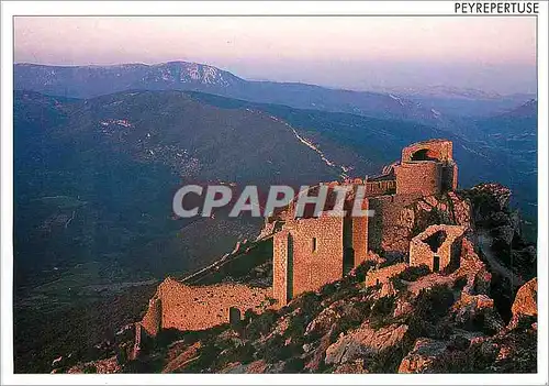 Moderne Karte Chateau de Peyrepertuse (Aude) Vue du Chateau feodal (XIIe au XIVe s) au soleil couchant les cor