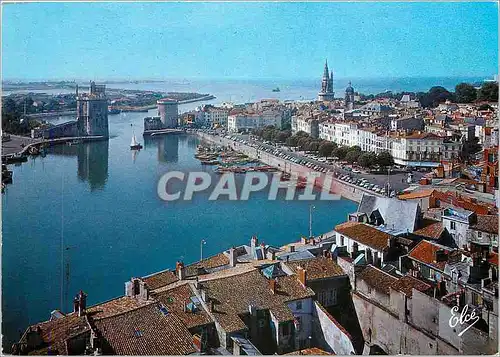 Cartes postales moderne La Rochelle (Chte Mme) Le Port Vue generale