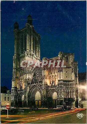 Cartes postales moderne Troyes La Cathedrale Facade Ouest de Martin Cambiches (de nuit)