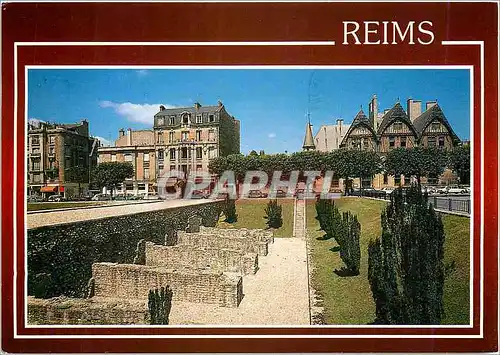 Moderne Karte En Chapagne Reims (Marne) Place du Forum avec ses Ceyptoportiques du IIIe s et l'Hotel du Vergeu