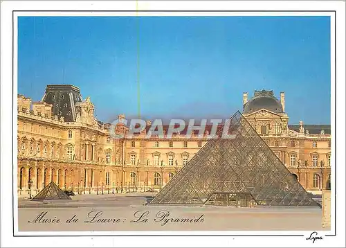 Cartes postales moderne Paris Musee du Louvre Cour Napoleon la Pyramide