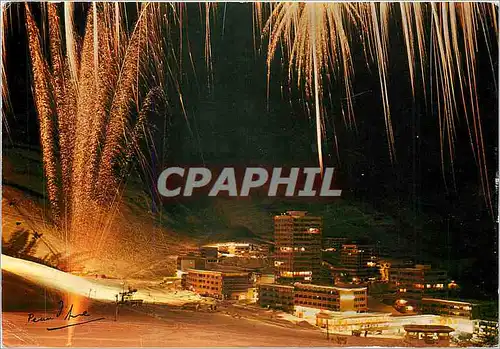 Cartes postales moderne La Plagne Feu d'artifice sur la neige