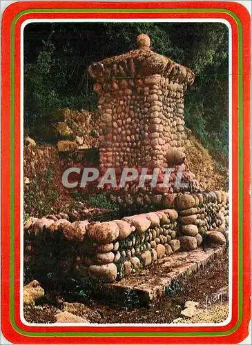 Cartes postales moderne La Corse Ile de Beaute Calanche de Piana Fontaine en galets