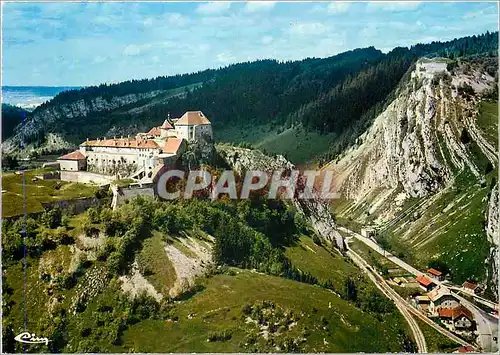 Cartes postales moderne Les beaux sites du Doubs Franche Comte Vue aerienne Le Chateau de Joux