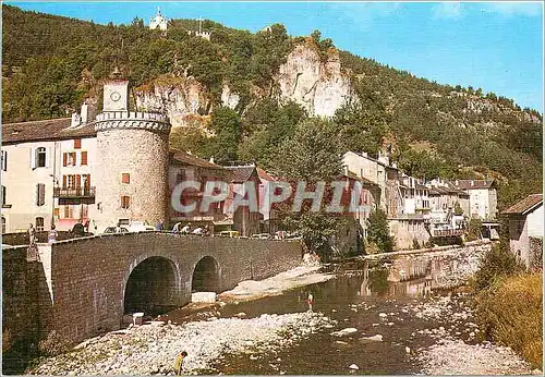 Cartes postales moderne Gorges de la Jonte Meyrueis Lozere La tour de l'horloge et les bords de la Jonte