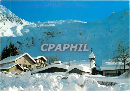Cartes postales moderne Massif du Mont Blanc Haute Savoie Le village du Tour