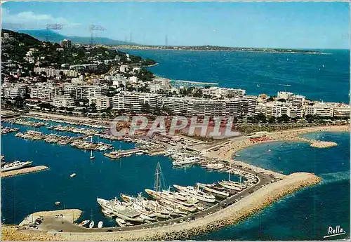 Cartes postales moderne Cannes AM Le port Pierre Canto la plage et les Residences de luxe de la Croisette