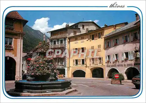 Cartes postales moderne Thones Hte Savoie Ses arcades sa pittoresque fontaine