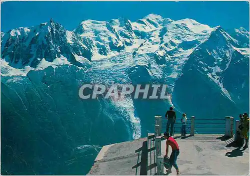 Cartes postales moderne Chamonix Mont Blanc La chaine du Mont Blanc vue par le Brevent