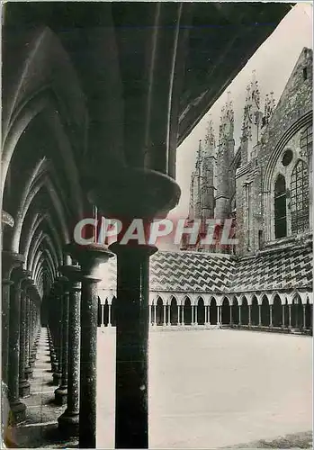 Cartes postales moderne Abbaye du Mont Saint Michel Manche Le Cloitre et l'Eglise Abbatiale