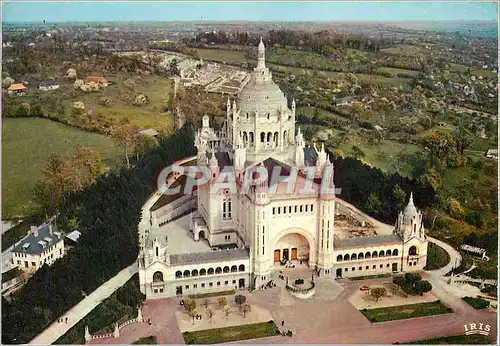 Cartes postales moderne Lisieux Vue aerienne vers la Basilique