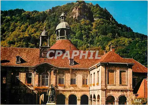 Cartes postales moderne Salins les Bains Jura Station thermale L'Hotel de Ville et la statue du General Cler