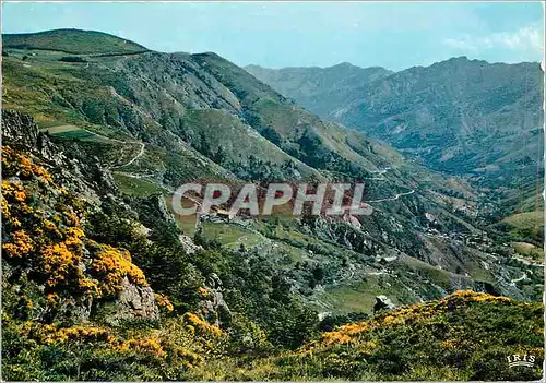 Cartes postales moderne Ardeche Pittoresque La Vallee de l'Ardeche en haute montagne La Route de Vals les Bains a Peyreb