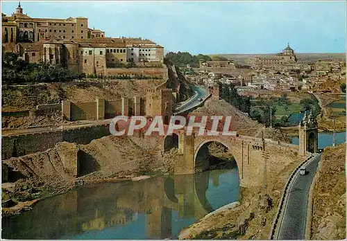 Cartes postales moderne Toledo Vue partiale et pont d'Alcantara