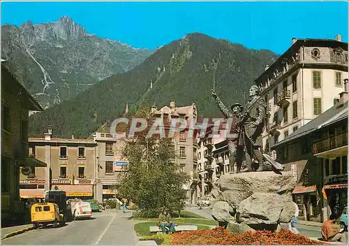 Cartes postales moderne Chamonix Mont Blanc Monument aJ Balmat et a De Saussure