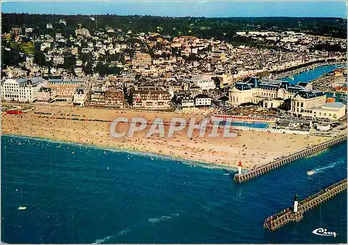 Cartes postales moderne Trouville sur Mer Calvados Vue generale aerienne l'entree du port la piscine le casino