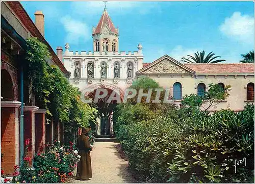 Cartes postales moderne Ile Saint Honorat Cannes AM Entree du Monastere L'Hotellerie