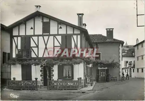 Moderne Karte Ustaritz B Pyr Type de Maison basque au centre du Village