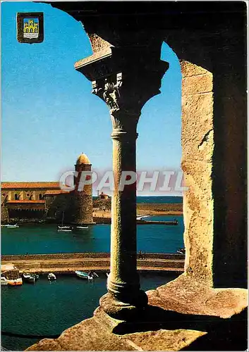 Moderne Karte Lumiere et Couleurs du Roussillon Collioure Celebre port Catalan Vue sur le clocher de l'Eglise