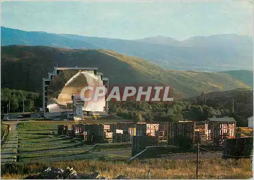 Cartes postales moderne Font Romeau Odeillo Le doubl de soleil