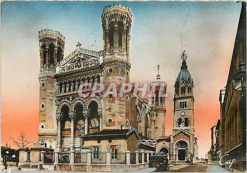 Cartes postales moderne Lyon Facade de la Basilique de Notre Dame de Fourviere